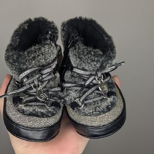 Stuart Weitzman Faux Fur Baby Booties- Black And Grey Size 4 Baby Shoes